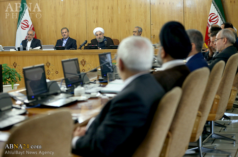 イラン大統領、「メナーの惨事の殉教者の血を決して忘れることはない」